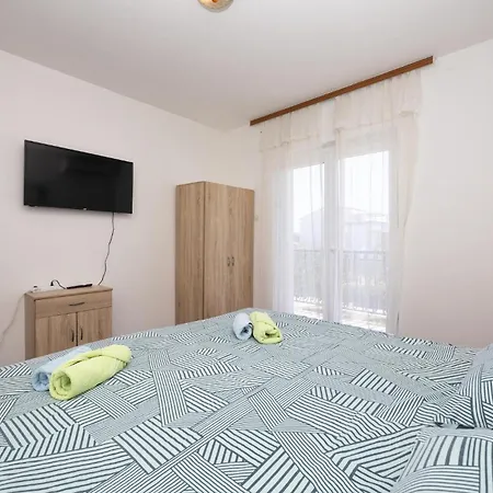 בית נופש With Sea View I Vinišće